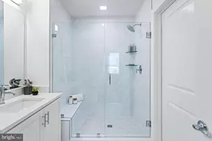 701 N Henry St, Alexandria, VA 22314 - Photo 29