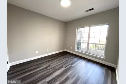 4850 Eisenhower Avenue #218, Alexandria, VA 22304 - Photo 17