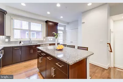915 Parker Gray School Way, Alexandria, VA 22314 - Photo 15