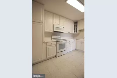 307 Yoakum Parkway #1701, Alexandria, VA 22304 - Photo 7