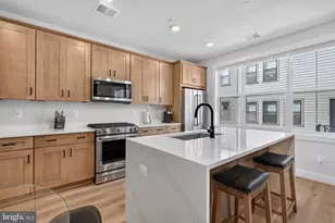 4971 Eisenhower Ave, Alexandria, VA 22304 - Photo 13