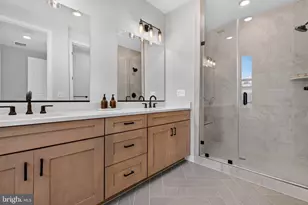 4971 Eisenhower Ave, Alexandria, VA 22304 - Photo 23