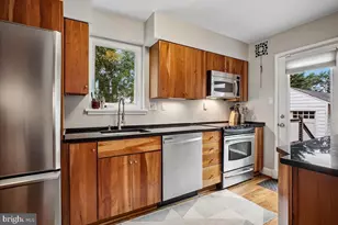 425 Argyle Dr, Alexandria, VA 22305 - Photo 15