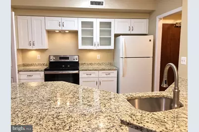 801 S Pitt Street #332, Alexandria, VA 22314 - Photo 3