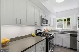 3243 Valley Dr, Alexandria, VA 22302 - Photo 13
