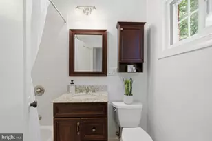 3243 Valley Dr, Alexandria, VA 22302 - Photo 23