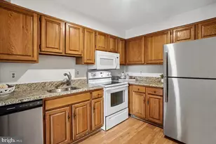 801 N Howard St, Alexandria, VA 22304 - Photo 3
