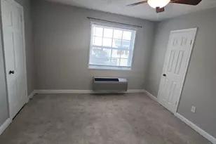 1726 W Abingdon Dr, Alexandria, VA 22314 - Photo 23