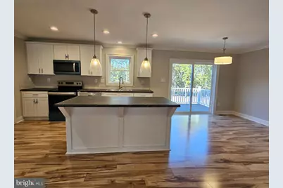 121 Sharps Creek Drive, Scottsville, VA 24590 - Photo 9