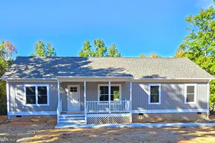 121 Sharps Creek Dr, Scottsville, VA 24590 - Photo 3