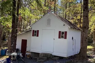 316 Coles Creek Ln, New Canton, VA 23123 - Photo 13