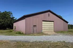 145 Seays, Dillwyn, VA 23936 - Photo 1