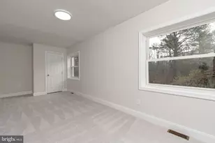 1812 Pkwy, North Chesterfield, VA 23224 - Photo 33