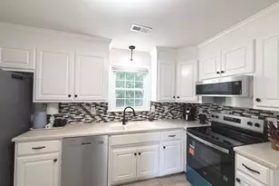 6238 Perthwood Ln, South Chesterfield, VA 23803 - Photo 17