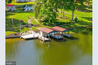 20149 Oak River Court, Petersburg, VA 23803 - Photo 7