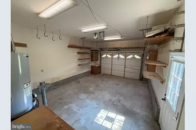 304 Thornhill Drive, Chester, VA 23836 - Photo 19