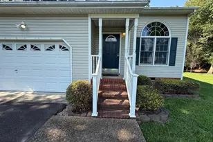 304 Thornhill Dr, Chester, VA 23836 - Photo 5