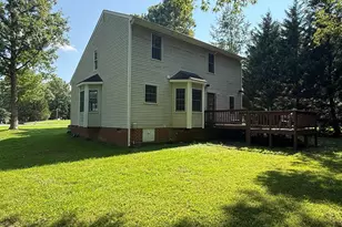 304 Thornhill Dr, Chester, VA 23836 - Photo 33