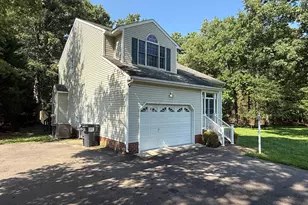 304 Thornhill Dr, Chester, VA 23836 - Photo 3
