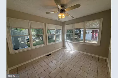 14519 Sonnenburg Drive, Chester, VA 23831 - Photo 11
