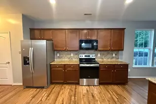 4042 Hiddenwell Ln, Chester, VA 23831 - Photo 11