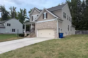 4042 Hiddenwell Ln, Chester, VA 23831 - Photo 3