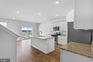 700 Weeks Ct, Berryville, VA 22611 - Photo 9