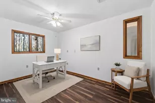 558 Hemlock Ln, Bluemont, VA 20135 - Photo 7