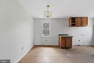 397 White Oak Ln, Bluemont, VA 20135 - Photo 11