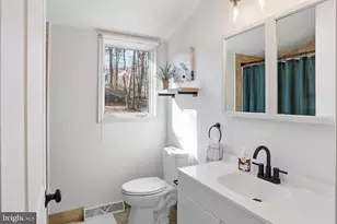 138 Ross Ln, Bluemont, VA 20135 - Photo 7