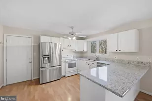 22009 Blue Ridge Mountain Rd, Paris, VA 20130 - Photo 9