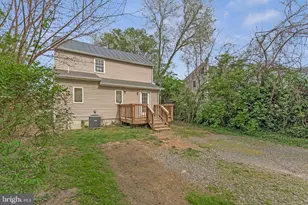 306 N Buckmarsh St, Berryville, VA 22611 - Photo 25