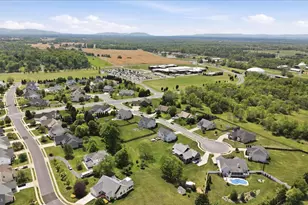 412 Delany Ct, Berryville, VA 22611 - Photo 9