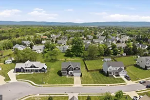 412 Delany Ct, Berryville, VA 22611 - Photo 11