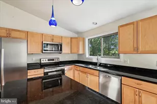 250 Lafayette Ln, Paris, VA 20130 - Photo 7
