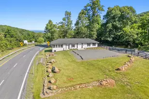 22540 Blue Ridge Mountain Rd, Paris, VA 20130 - Photo 35