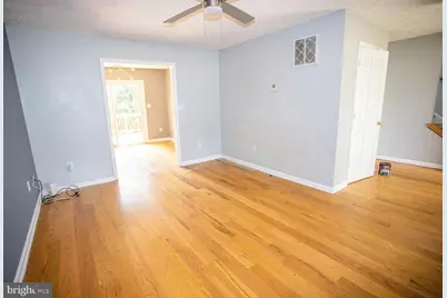 8 Whiting Avenue, Boyce, VA 22620 - Photo 11