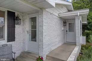 21 Page St, Berryville, VA 22611 - Photo 5