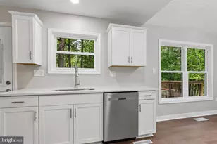 576 Manor Rd, Front Royal, VA 22630 - Photo 5