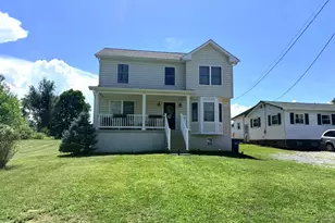207 Josephine St, Berryville, VA 22611 - Photo 1