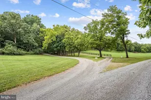 813 Leeds Manor Ln, Bluemont, VA 20135 - Photo 37