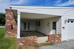 15388 Lord Fairfax Hwy, White Post, VA 22663 - Photo 43