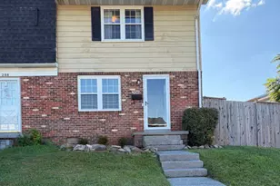 206 Page St, Berryville, VA 22611 - Photo 1