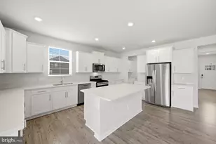 380 Norris St, Berryville, VA 22611 - Photo 5
