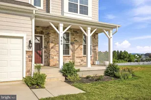 380 Norris St, Berryville, VA 22611 - Photo 3