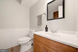 211 E Fairfax St, Berryville, VA 22611 - Photo 15