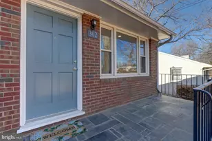 302 Harris Rd, Charlottesville, VA 22903 - Photo 7