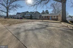 302 Harris Rd, Charlottesville, VA 22903 - Photo 5