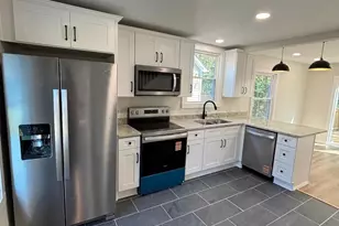 242 Monte Vista Ave, Charlottesville, VA 22903 - Photo 7