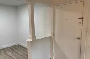 1800 Jefferson Park Ave, Charlottesville, VA 22903 - Photo 3